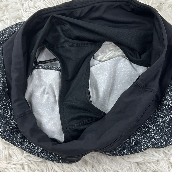 Lululemon Run Times Short Mini Splatter White Black - Picture 3 of 5